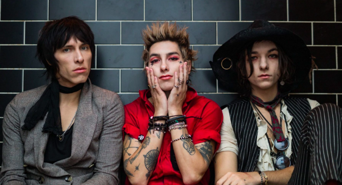 Palaye Royale