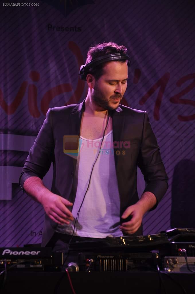 Edward Maya