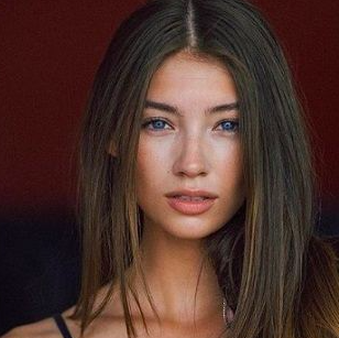 Lorena Rae